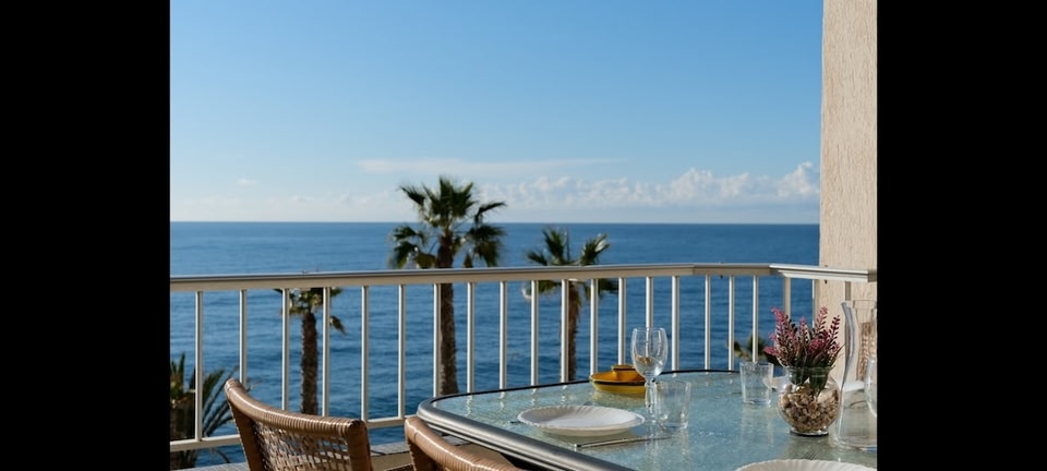 The Terrace by the Sea