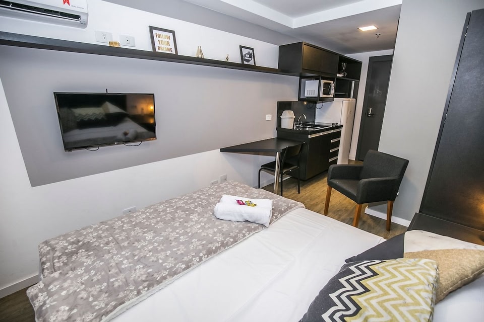 Central Studio With Air-Conditioning - ALL0405