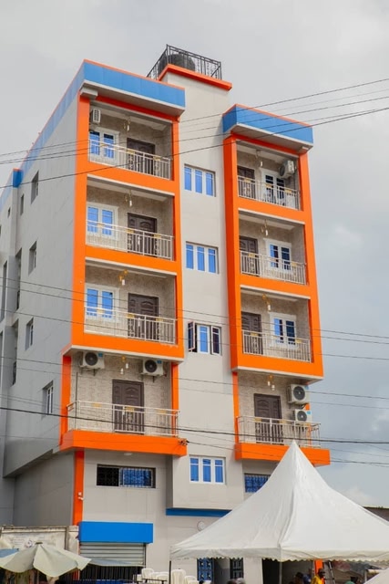 THREESTAR Apartment