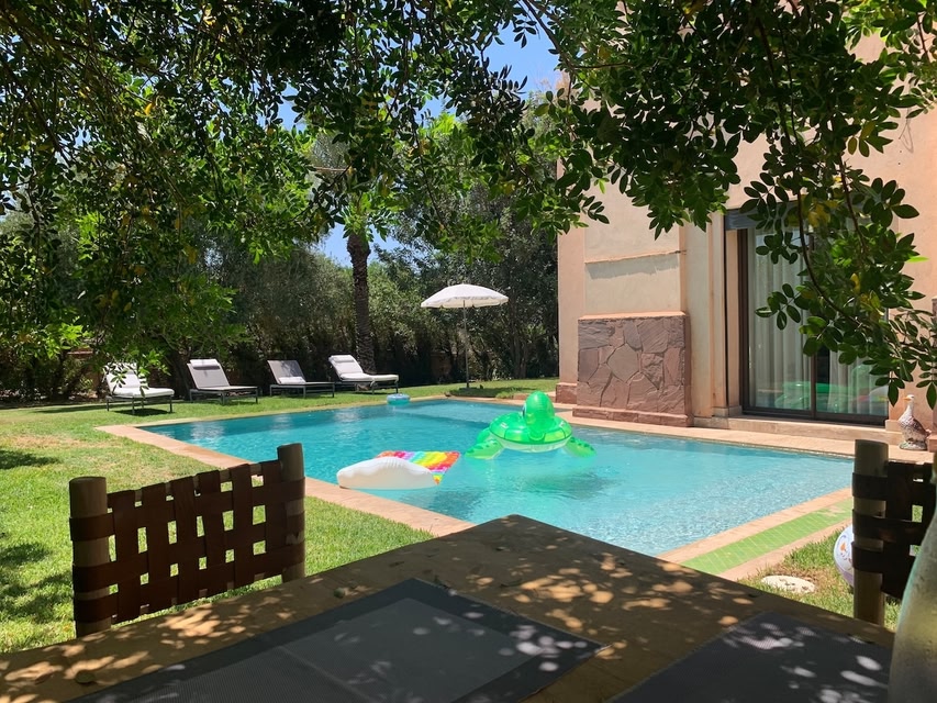 Les nuits de jad, piscine privée