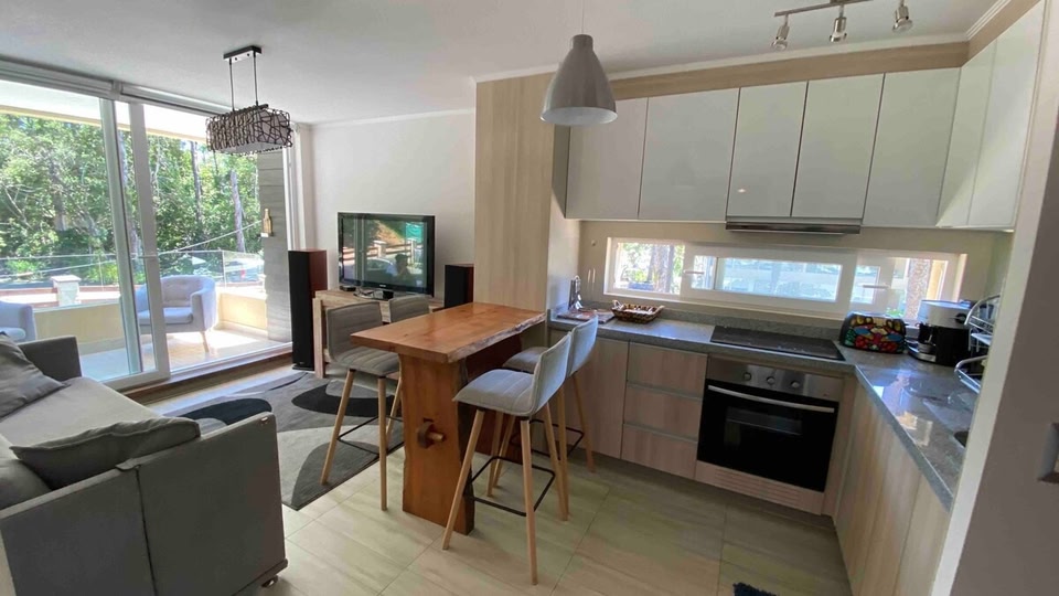 Apartment Just a Short Walk From Downtown