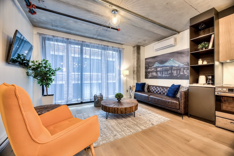 Modern 2BR Suite • Old Montreal • B5