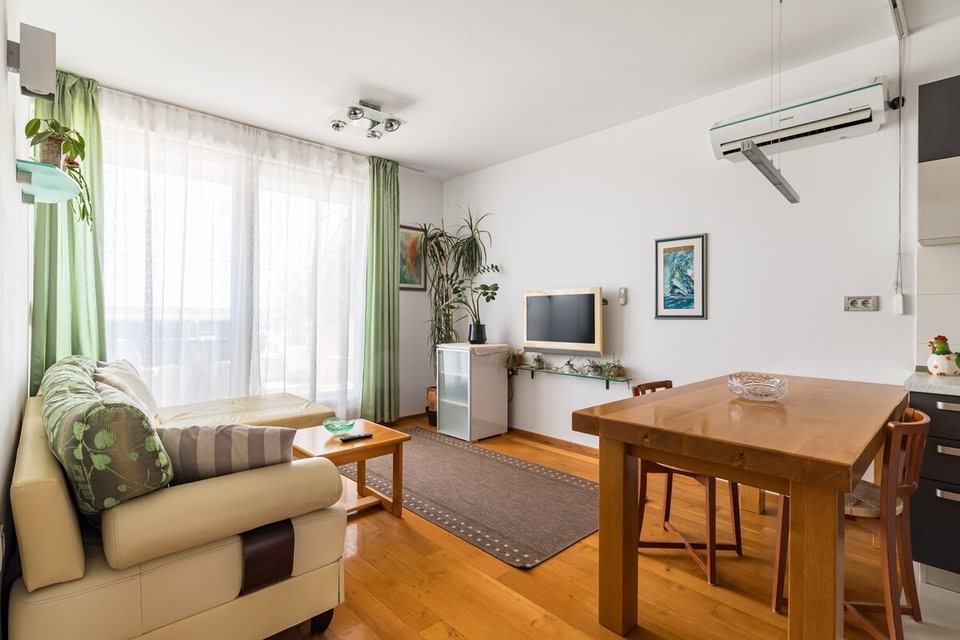 Split-Luxury Apartment Žnjan Beach