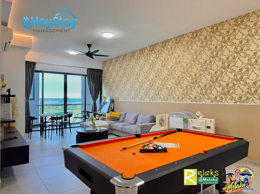 Atlantis10px/3Room/PoolTable/ArcadeGame