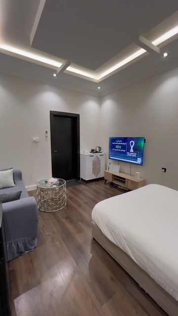 Elegant Studio With 55-inch TV and Self check-in