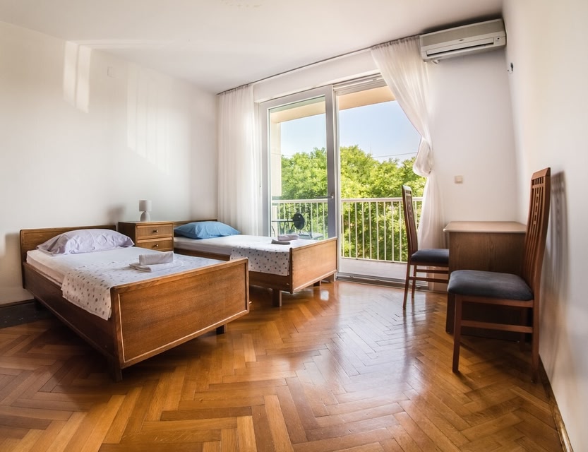 Apartment Close to Everything you Need