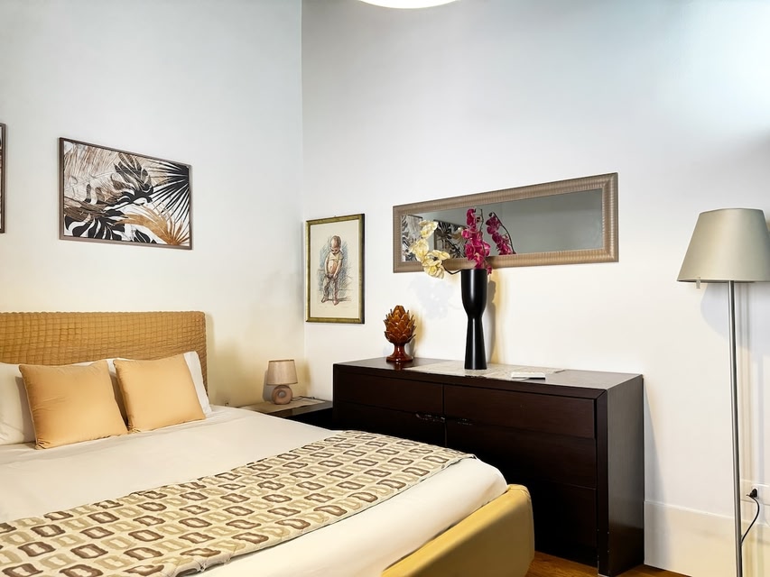 Poet Suite