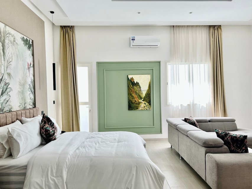 Amazon Loft Terrace 01
