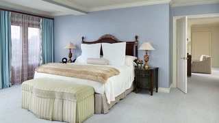 Delamar Greenwich Harbor
