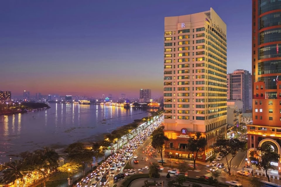 Da/per Riverside Renaissance Riverside Hotel Saigon, Ho Chi Minh City, from $210 per ...