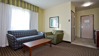 Holiday Inn Express & Suites Denver EAST-PEORIA Street by IHG