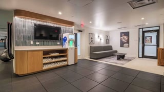 Hotel Bourre Bonne Louisville, Curio Collection by Hilton