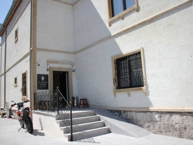 El Nazar Stone Suite
