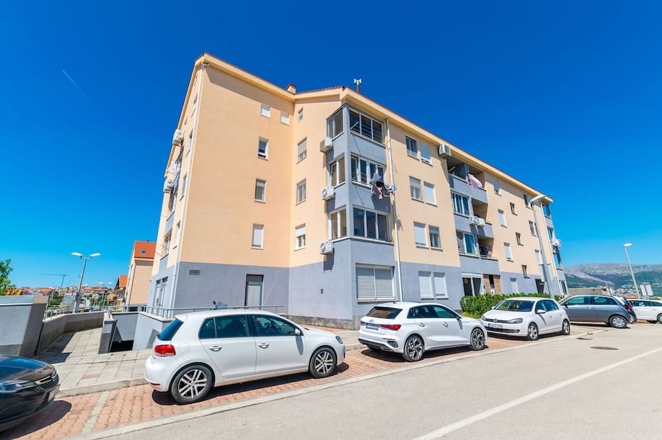 Apartment Tino