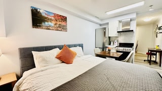 One Studio With BBQ & a Huge Patio