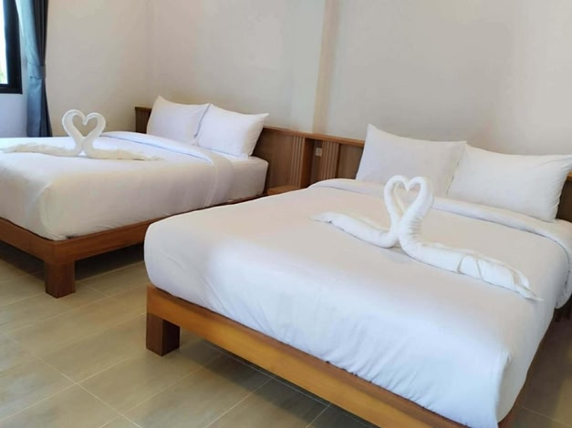 Double Rock Beach Hotel
