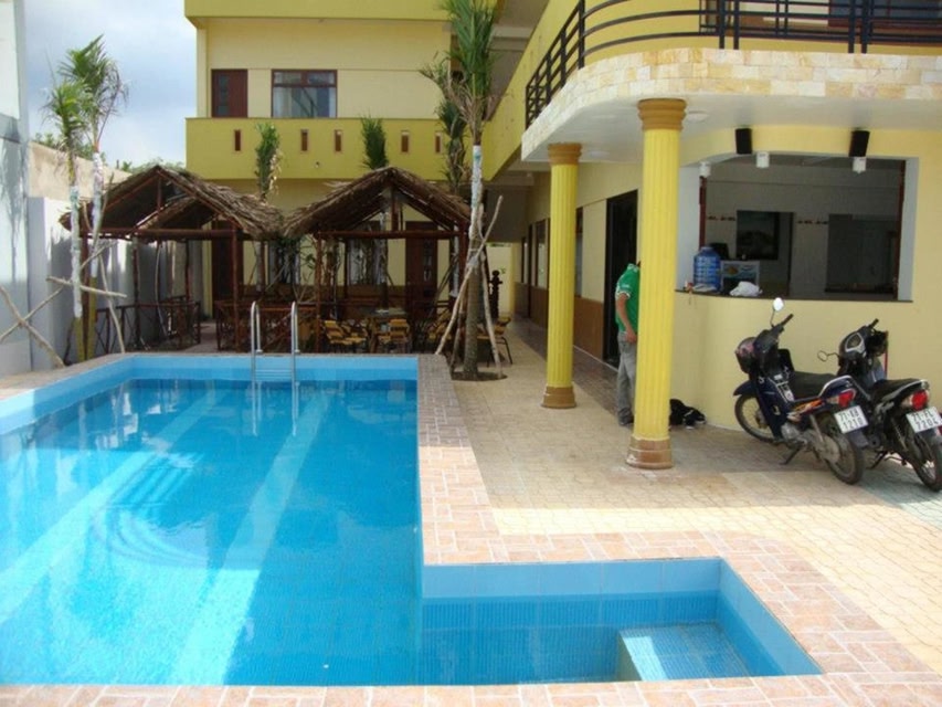Oasis Hotel