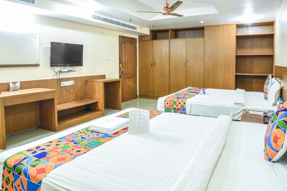 FabHotel Deccan Heritage