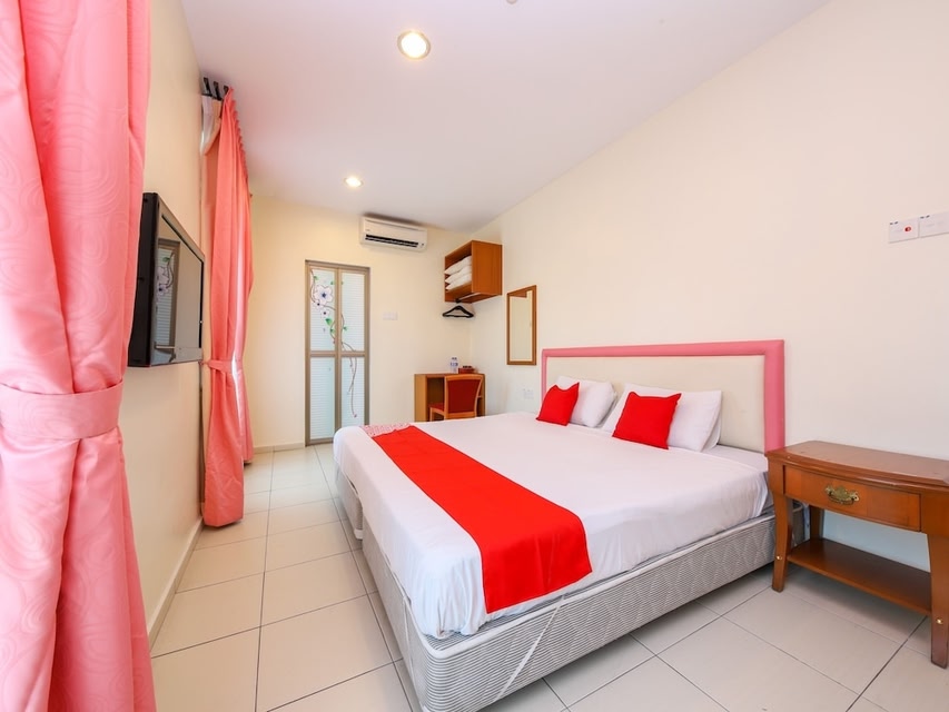 Doris Hotel