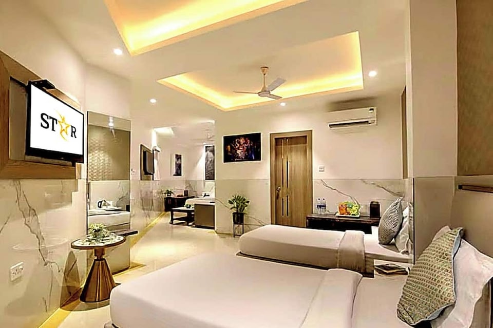Hotel Delhi 37
