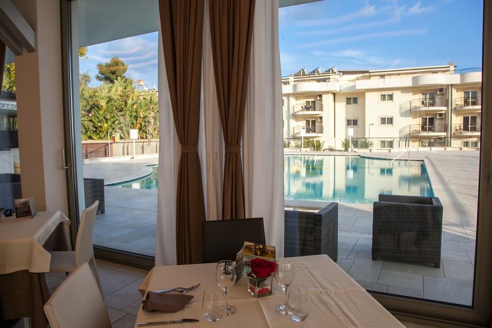 4 SPA Hotel