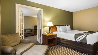 Quality Inn & Suites Columbia I-70