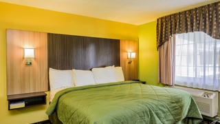 University Manor Inn