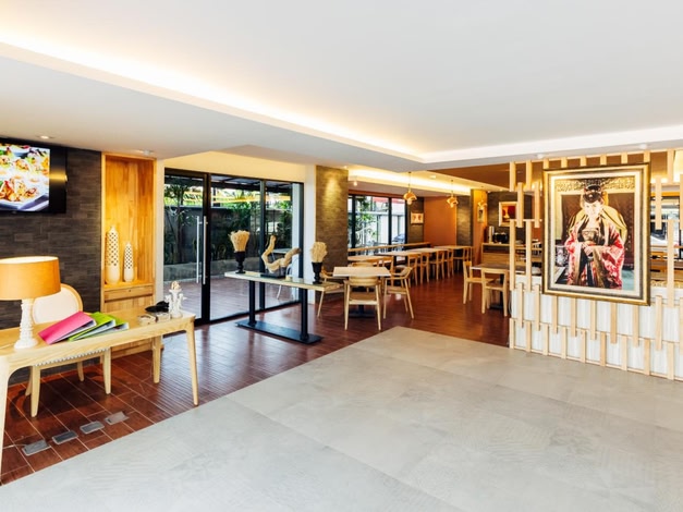 Baron Residence Bangkok