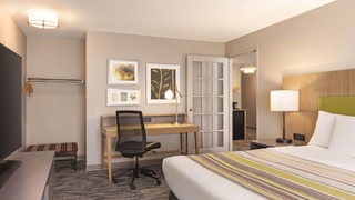Country Inn & Suites by Radisson, Madison, WI