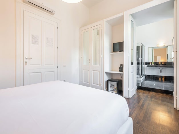 PLEY Cagliari Boutique Suites