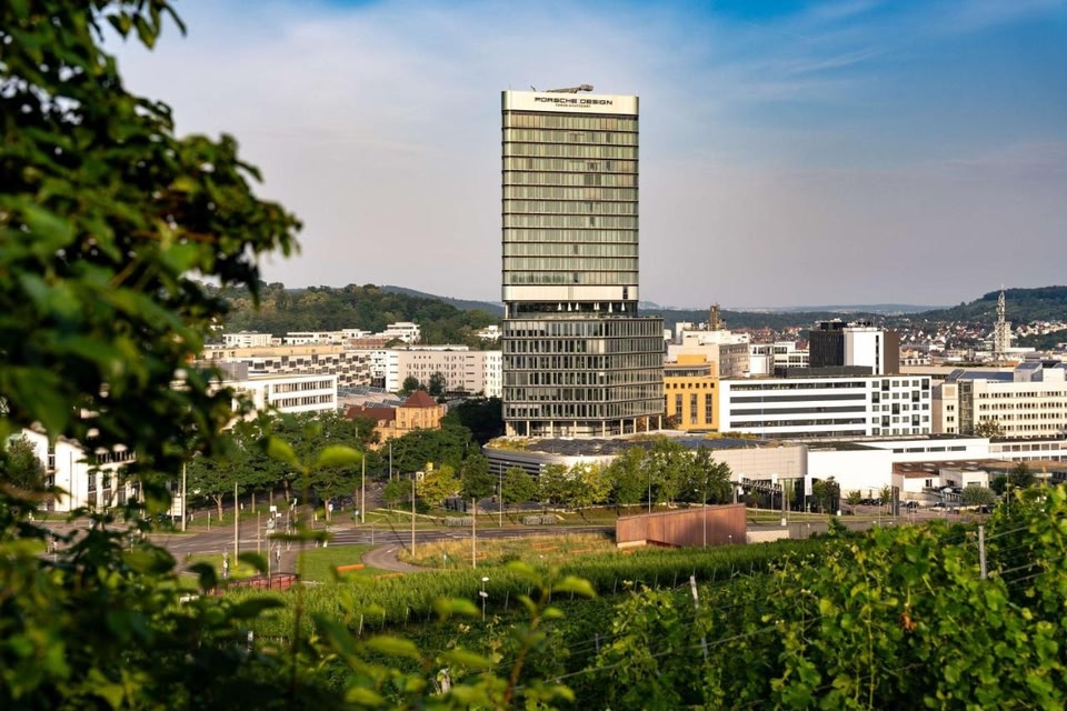 Radisson Blu Hotel at Porsche Design Tower Stuttgart