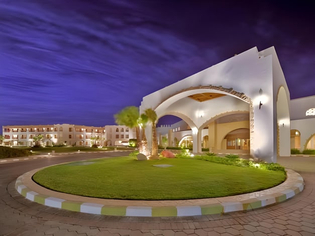 Sunrise Remal Resort