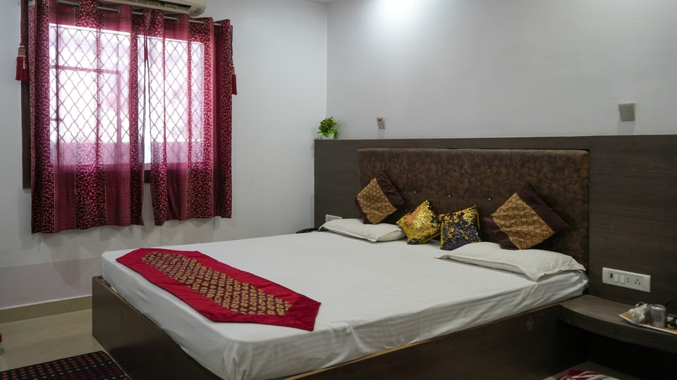 Hotel Satkar