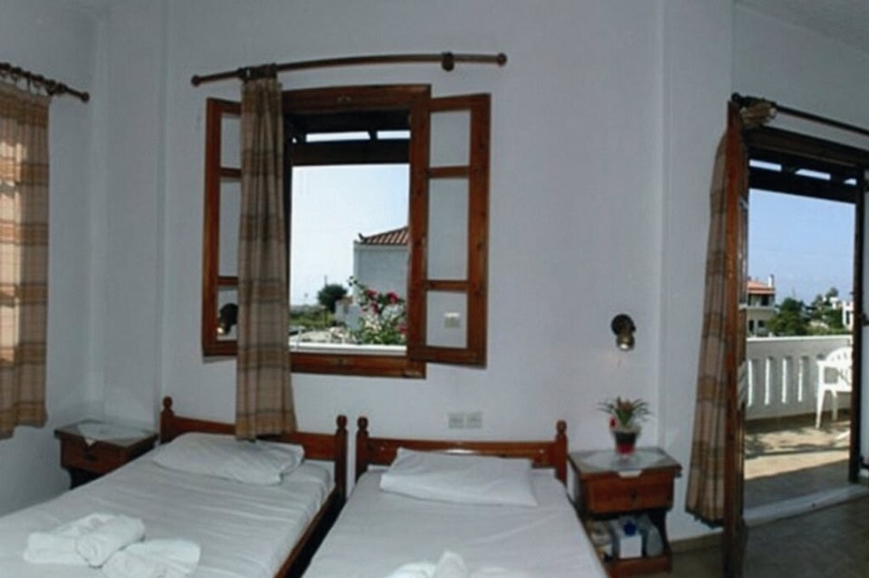 Kampos Bliss Studios
