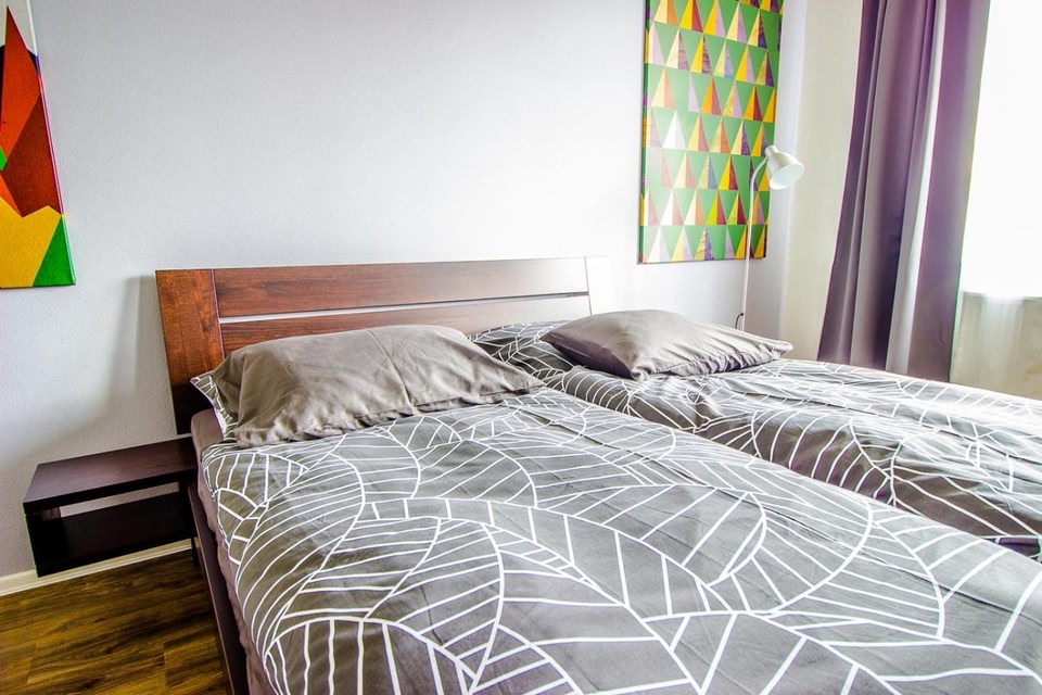 Hotel 63
