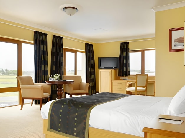 Diamond Coast Hotel