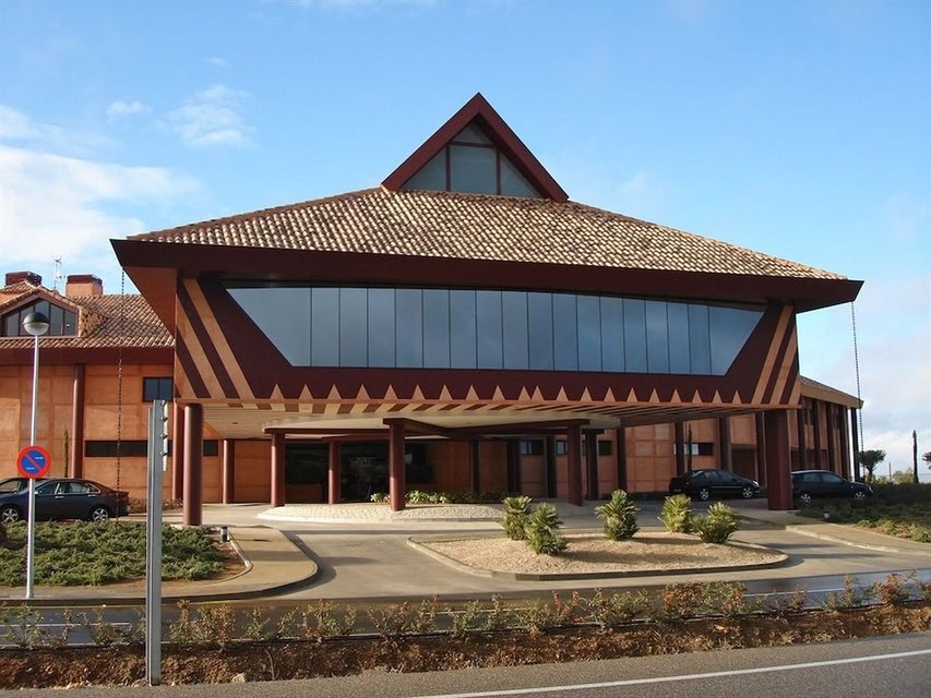 Dorma Layos Golf