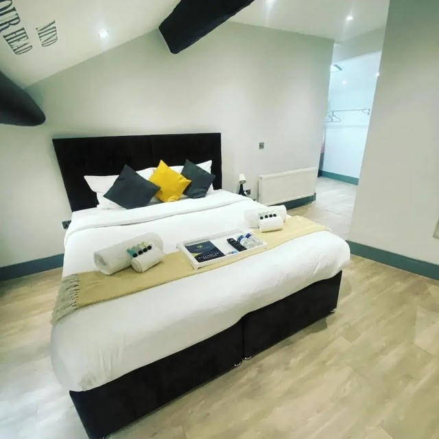6Adelphi