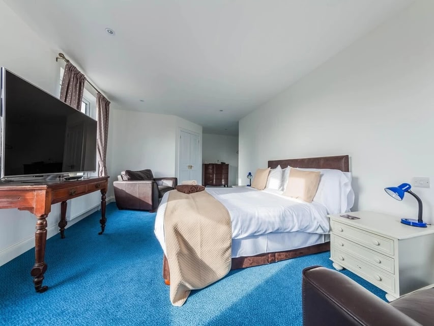 Hookwood Lodge