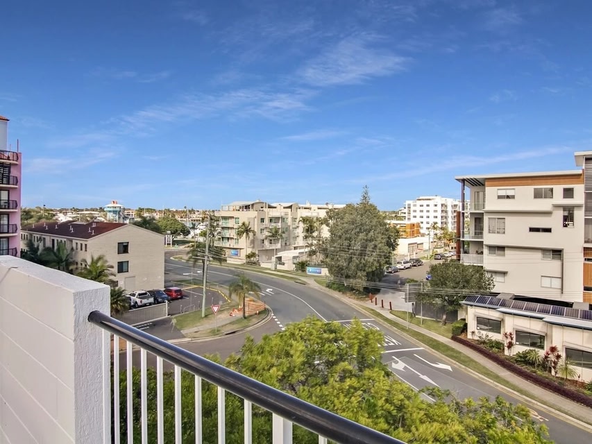 MAINSAIL8- Mooloolaba Beach