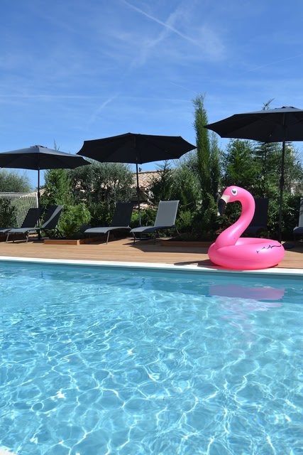 Large Friendly and Bright Villa With Pool