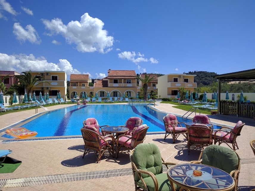 Tondoris Apartments
