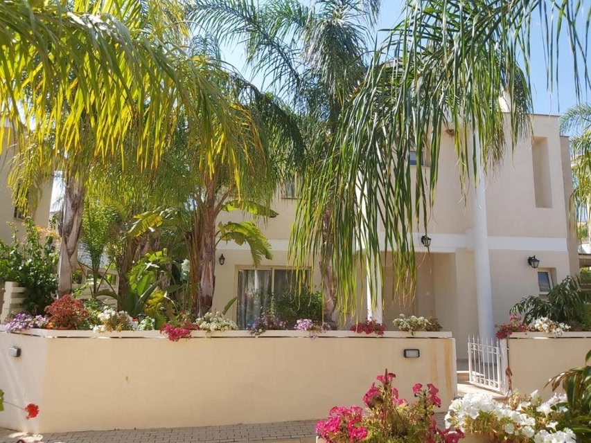 Anthorina Villa 13