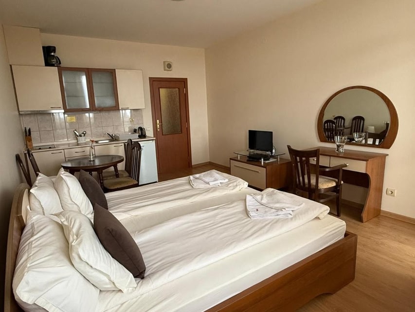 PM Services Flora Apartments