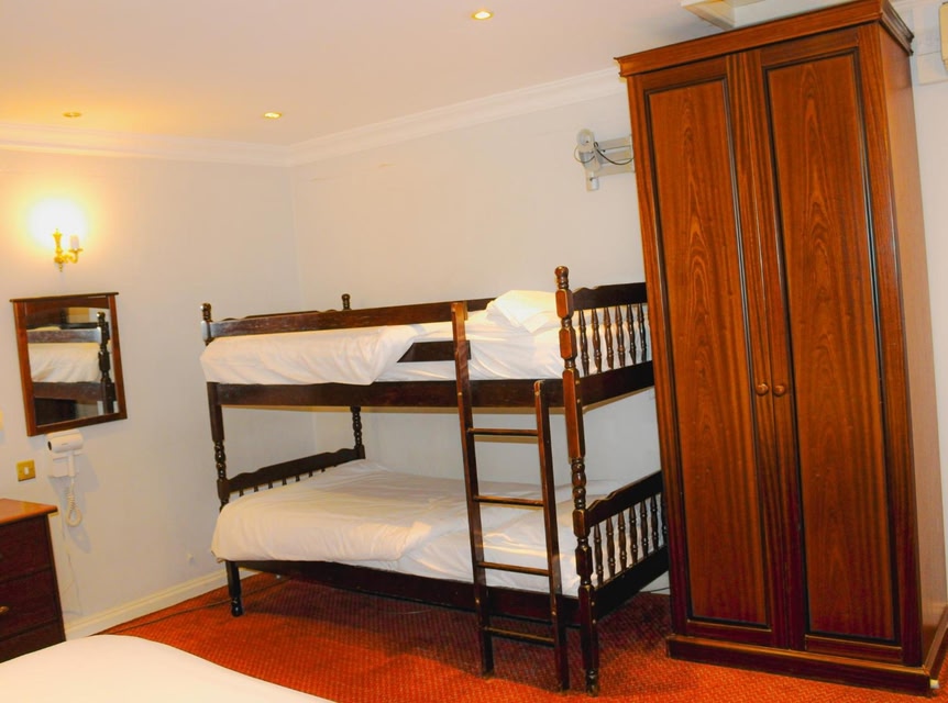 Consort Hotel & Urban Spa