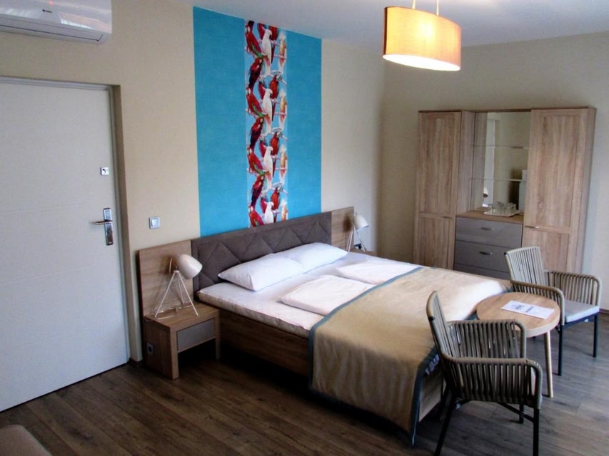 Napsugár Club és Panzió