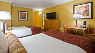 Best Western Plus Windjammer Inn & Conference Center