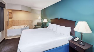 AmericInn by Wyndham Green Bay East