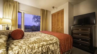 Sun & Ski Inn and Suites
