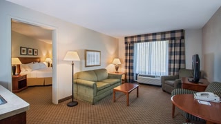 Holiday Inn Express & Suites Jackson - Flowood by IHG